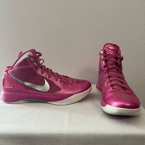 Nike Hyperdunk Breast Cancer Awateness Basketball Shoes